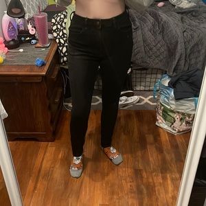 American eagle black skinny jeans